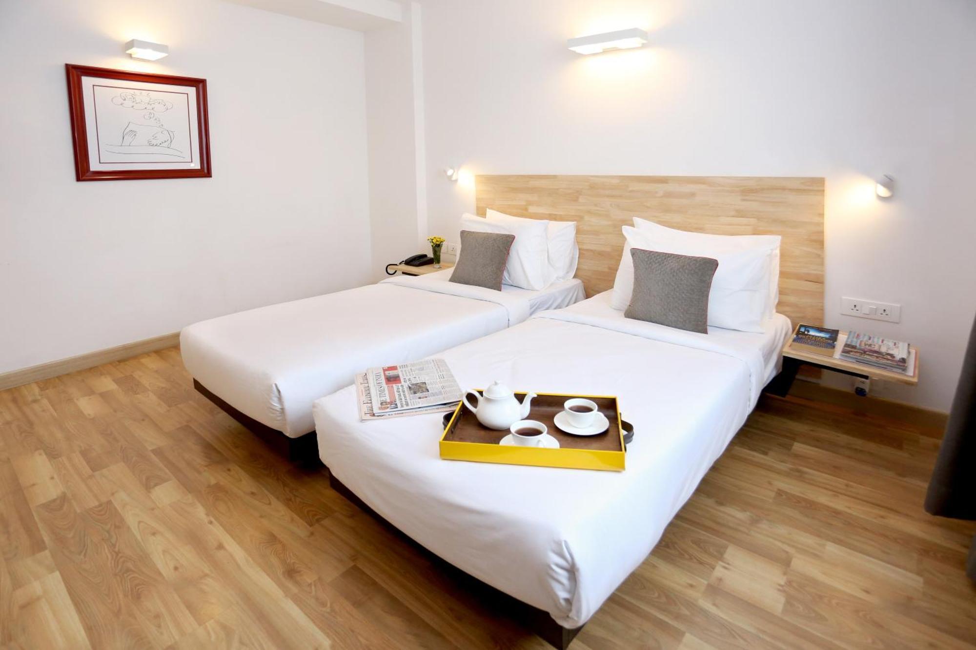Oyo Townhouse 012 Kaushambi Metro Ghaziabad Hotel Eksteriør billede