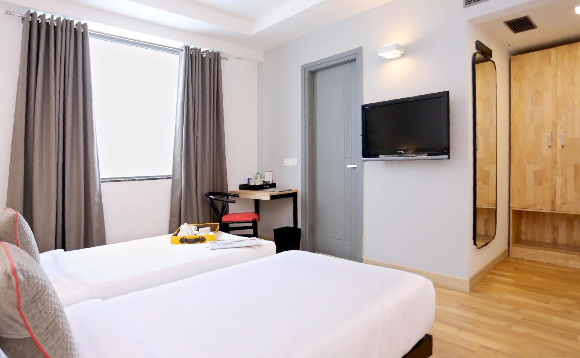 Oyo Townhouse 012 Kaushambi Metro Ghaziabad Hotel Eksteriør billede